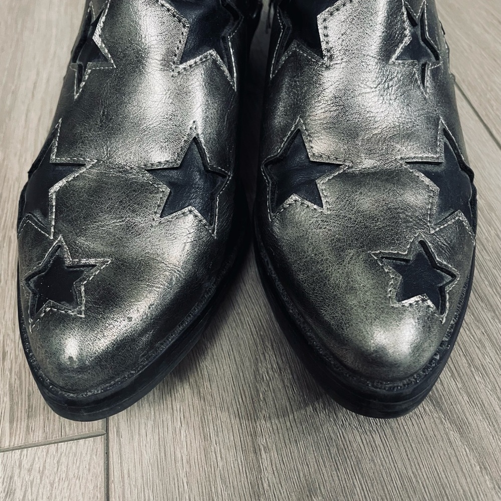 Seven7 Silver Boots Pointy Toe Leather Stars  Size 7 - Picture 4 of 10